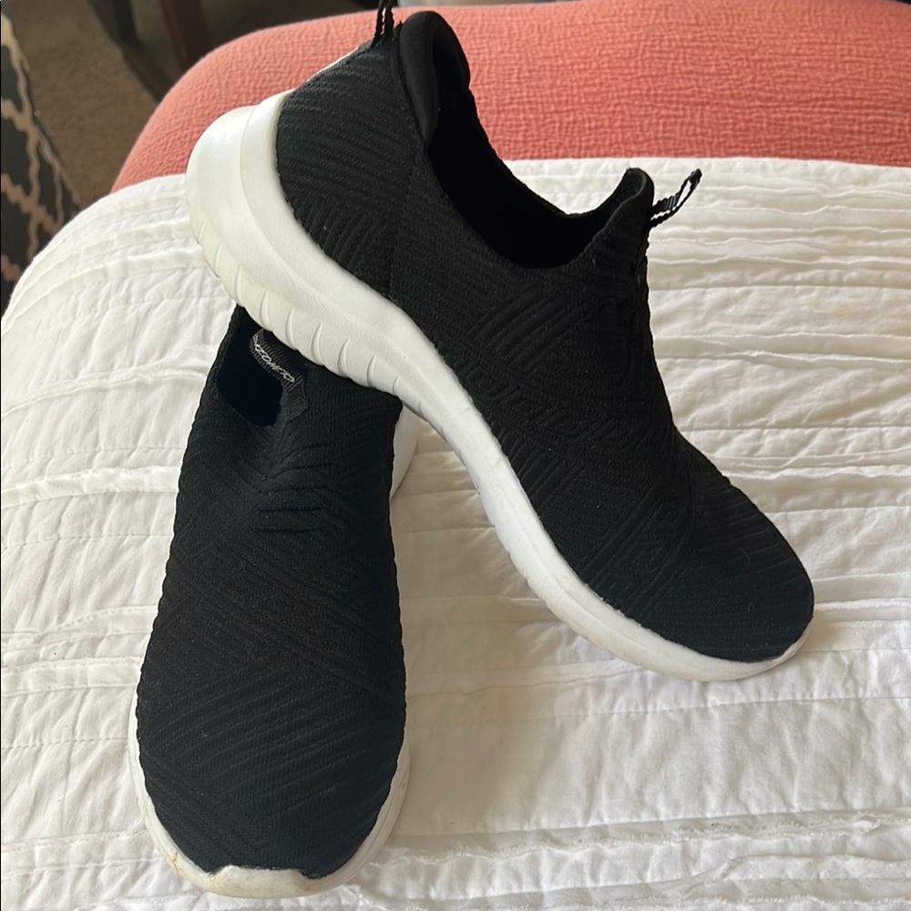 Skechers Black and White Slip-On Sneakers with Knit Upper